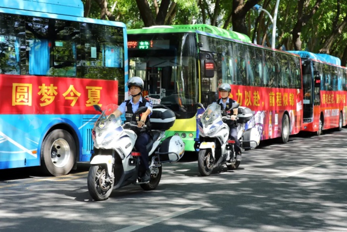 你提笔逐梦，我倾情守护！三亚警方圆满完成2025年高考安保任务